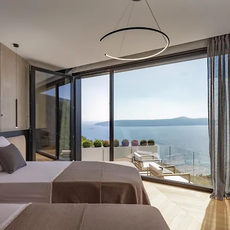 3,0 Near For 8 People With Indoor And Outdoor Pool & Wellness 빌라 *