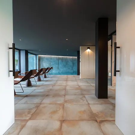 3,0 Near For 8 People With Indoor And Outdoor Pool & Wellness * Abbazia