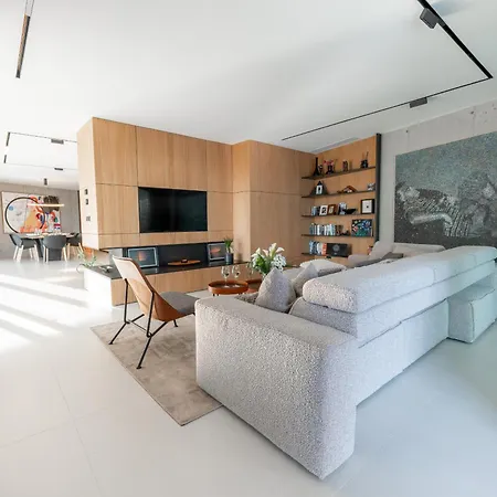 빌라 3,0 Near For 8 People With Indoor And Outdoor Pool & Wellness *