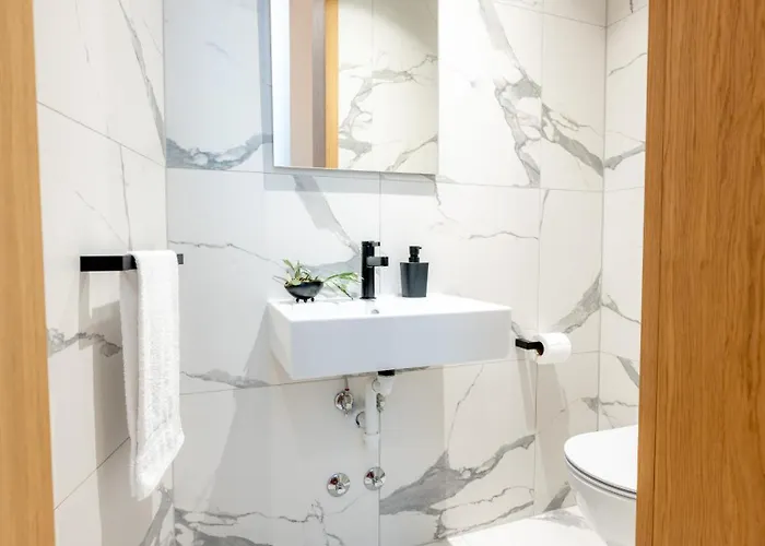 Villa 3,0 Near For 8 People With Indoor And Outdoor Pool & Wellness *